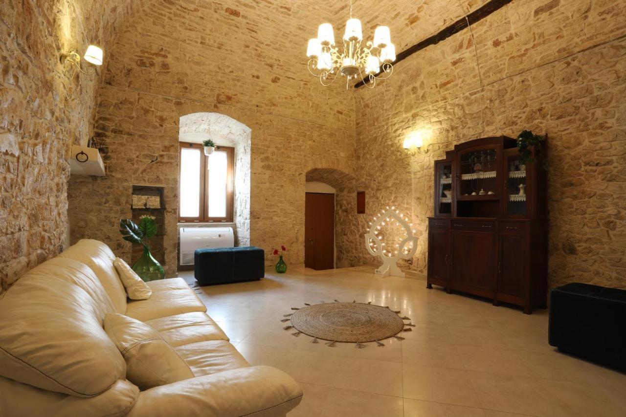 Отель Pietraviva House Сантерамо-ин-Колле Экстерьер фото